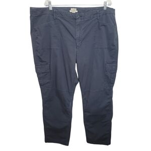 L.L. Bean women's blue faborite fit cargo pants size 22W